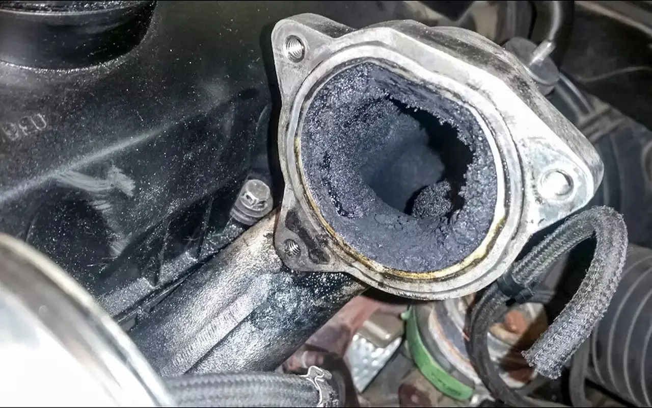 Почистване EGR клапан Автоекспрес 98